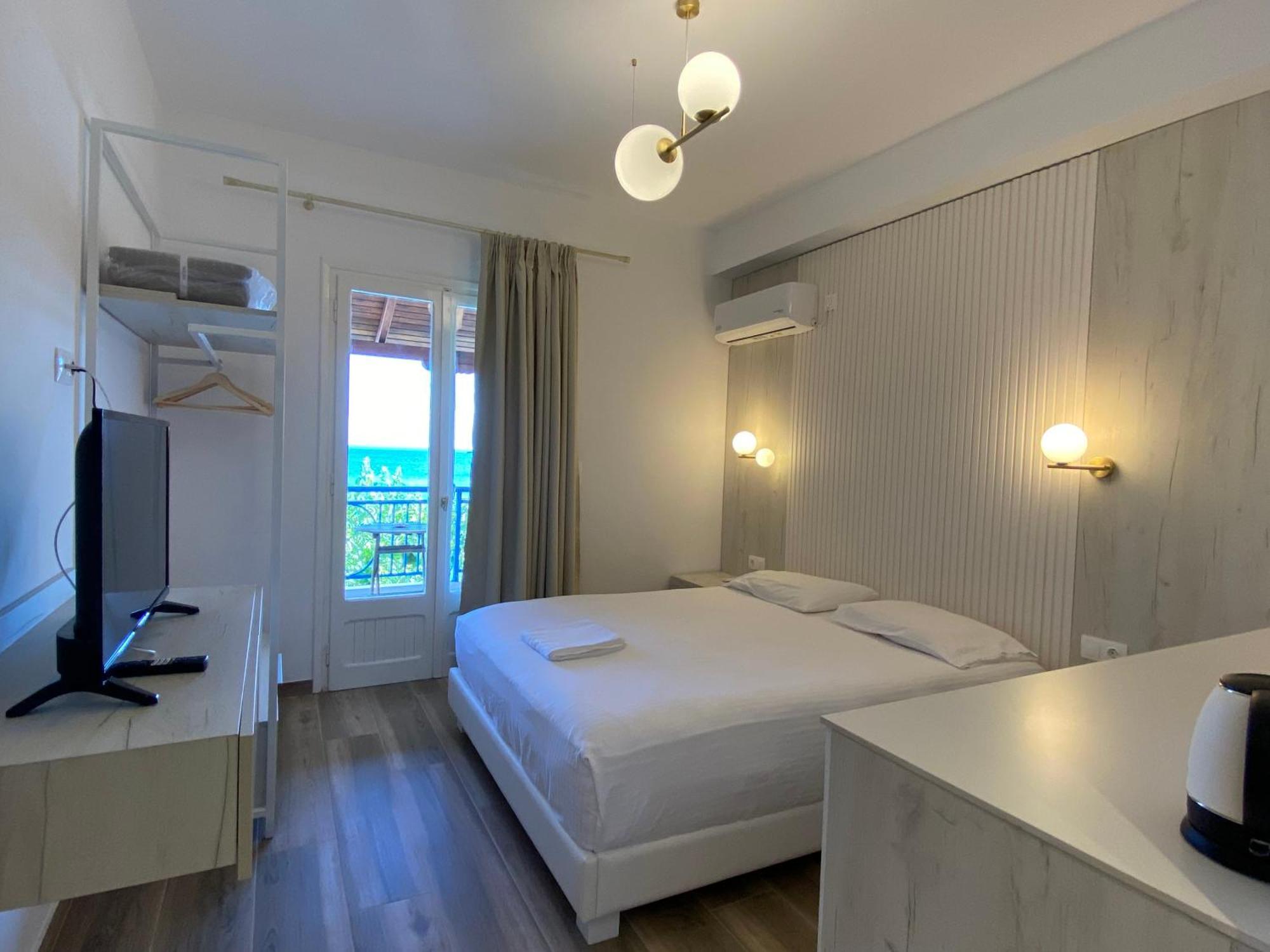 Hotel Nostos Patitírion Zewnętrze zdjęcie