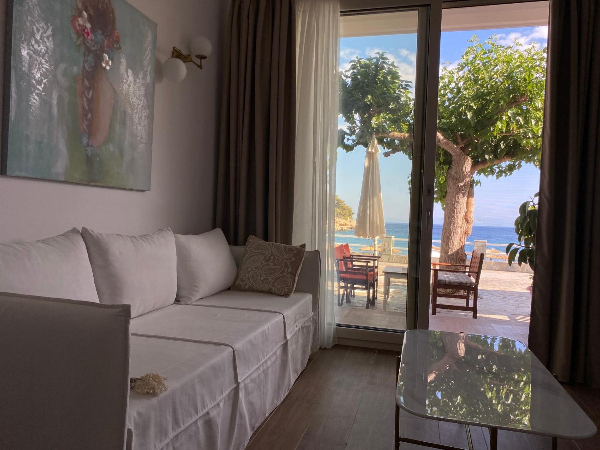 Hotel Nostos Patitírion Zewnętrze zdjęcie