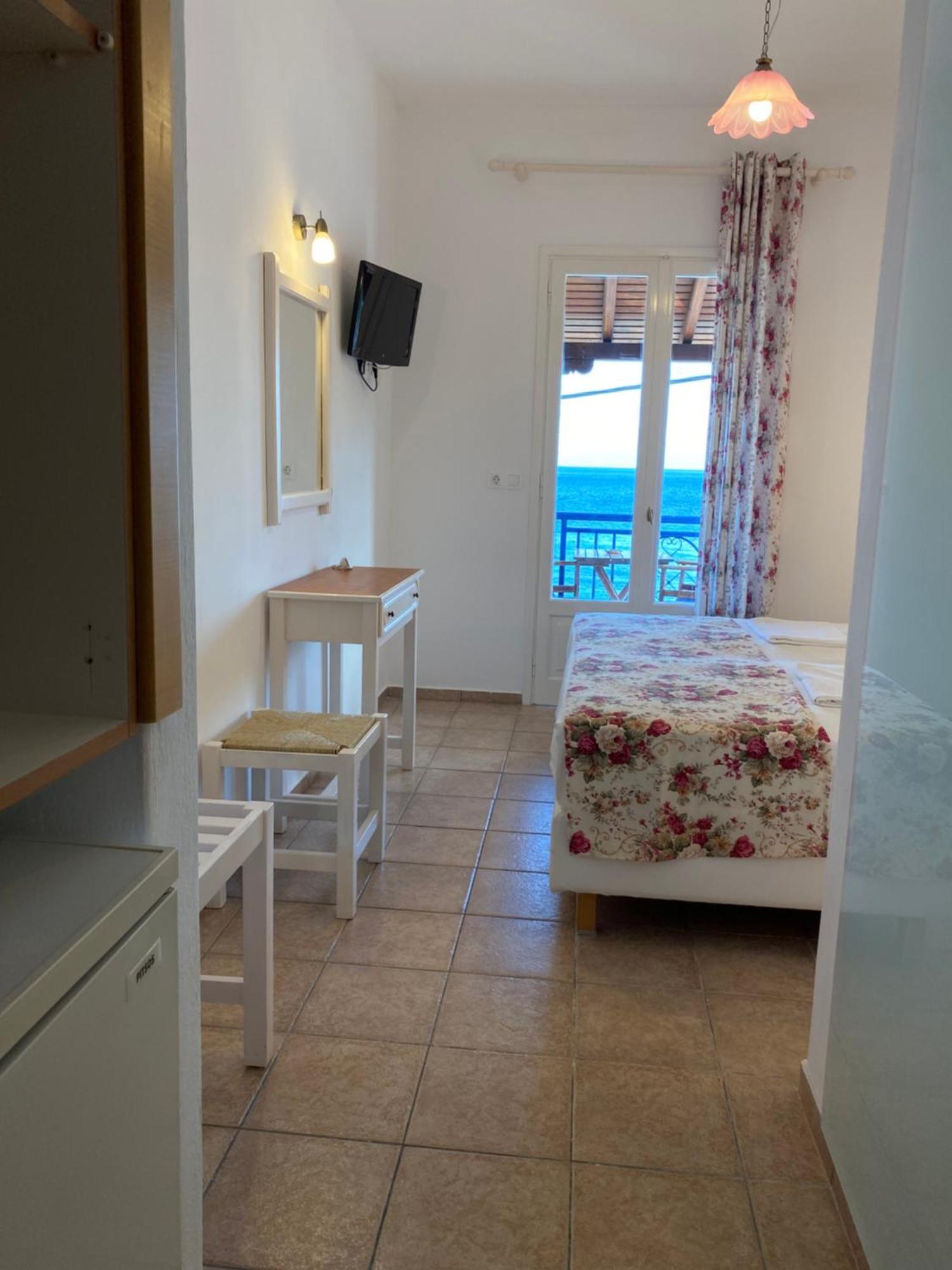 Hotel Nostos Patitírion Zewnętrze zdjęcie